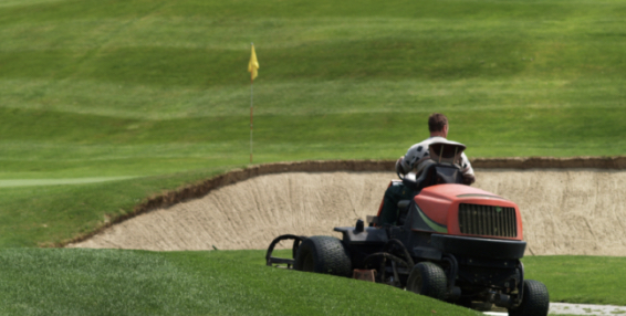 Lolivarie Golf Club - COMPETITION GREEN TEAM tondeuse